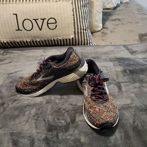 SOLD.    Brooks running shoe